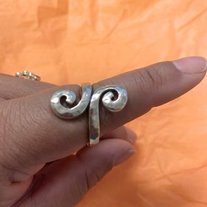 James Avery scroll ring size 8